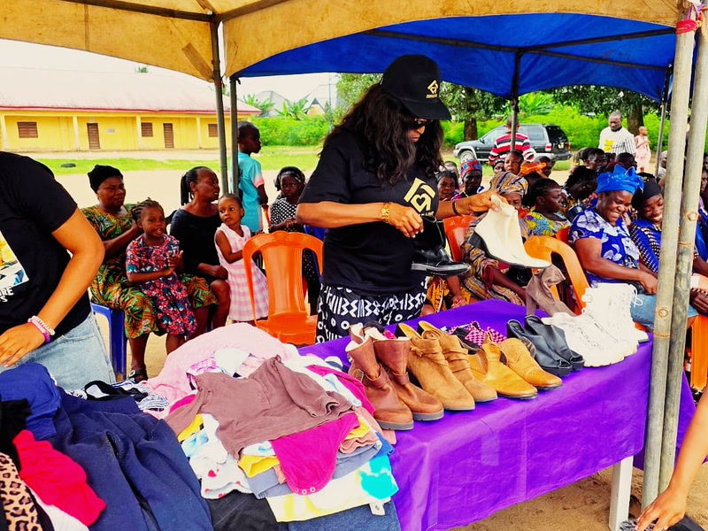 Clothing giveaway at the Uyo outreach